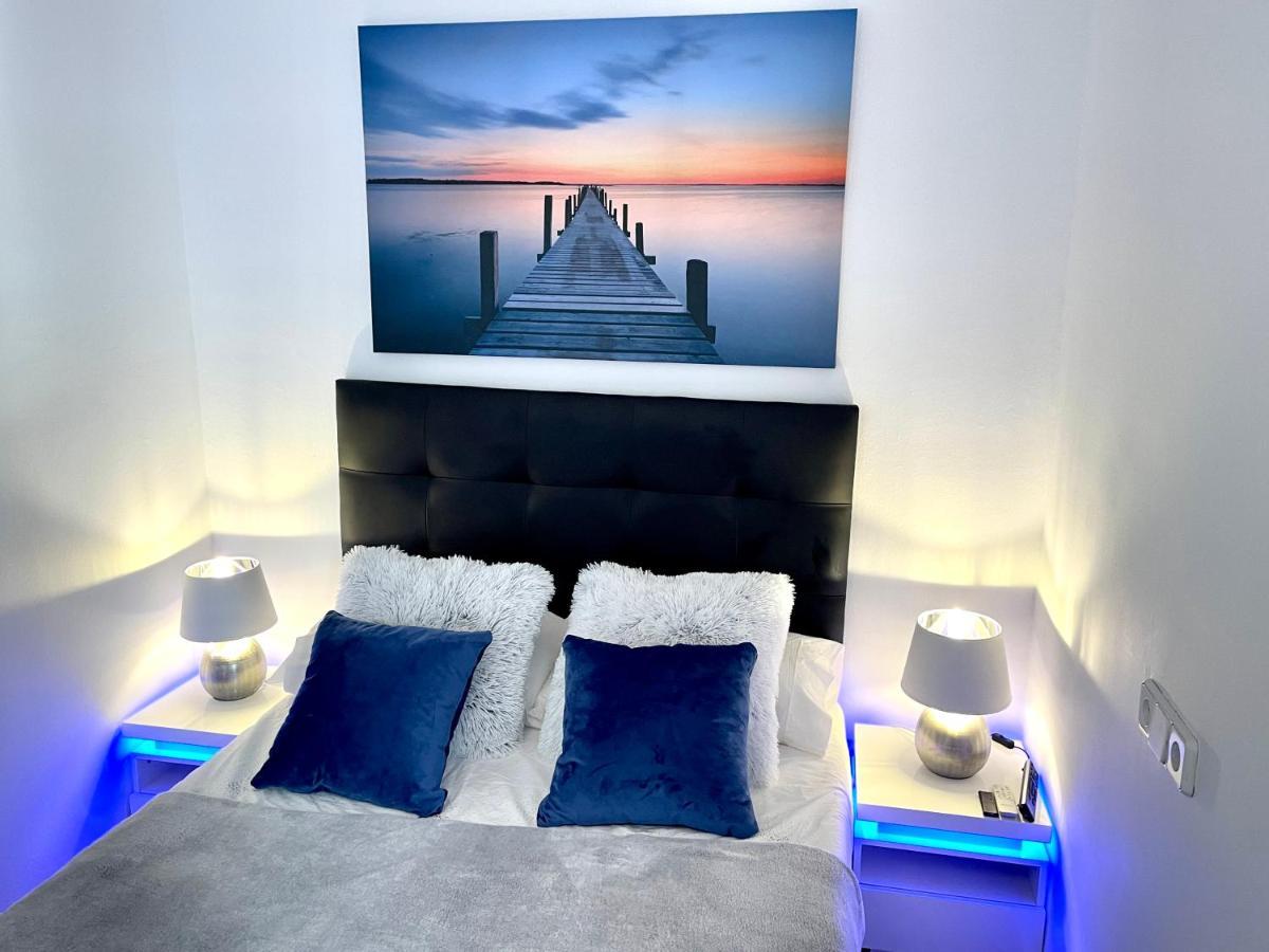 Modern Penthouse With Big Terrace Apartment ปลาตจาดาโร ภายนอก รูปภาพ